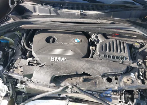 2017 BMW X1 xDrive28I z USA, uszkodzony, nr VIN WBXHT3C35H5F78391